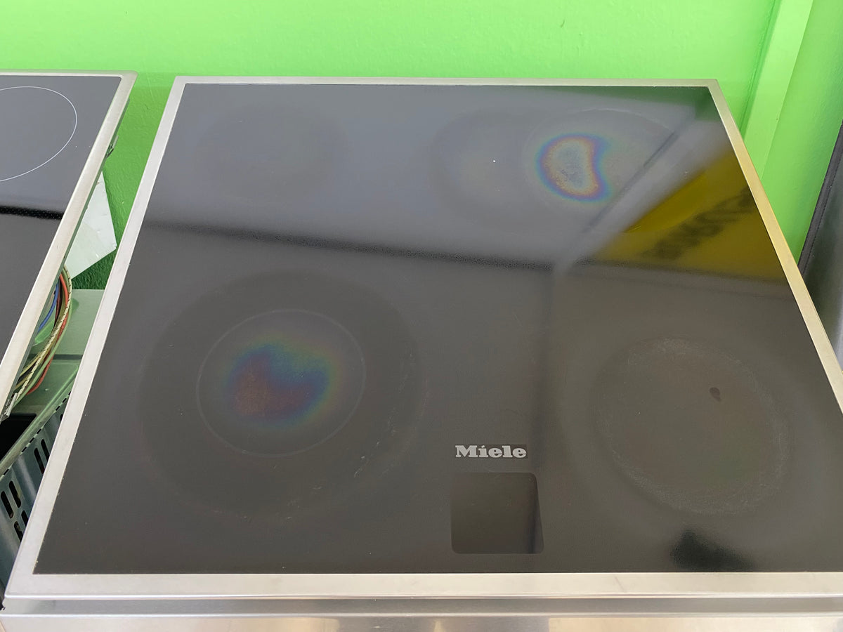 Miele E-Herd mit Ceranfeld