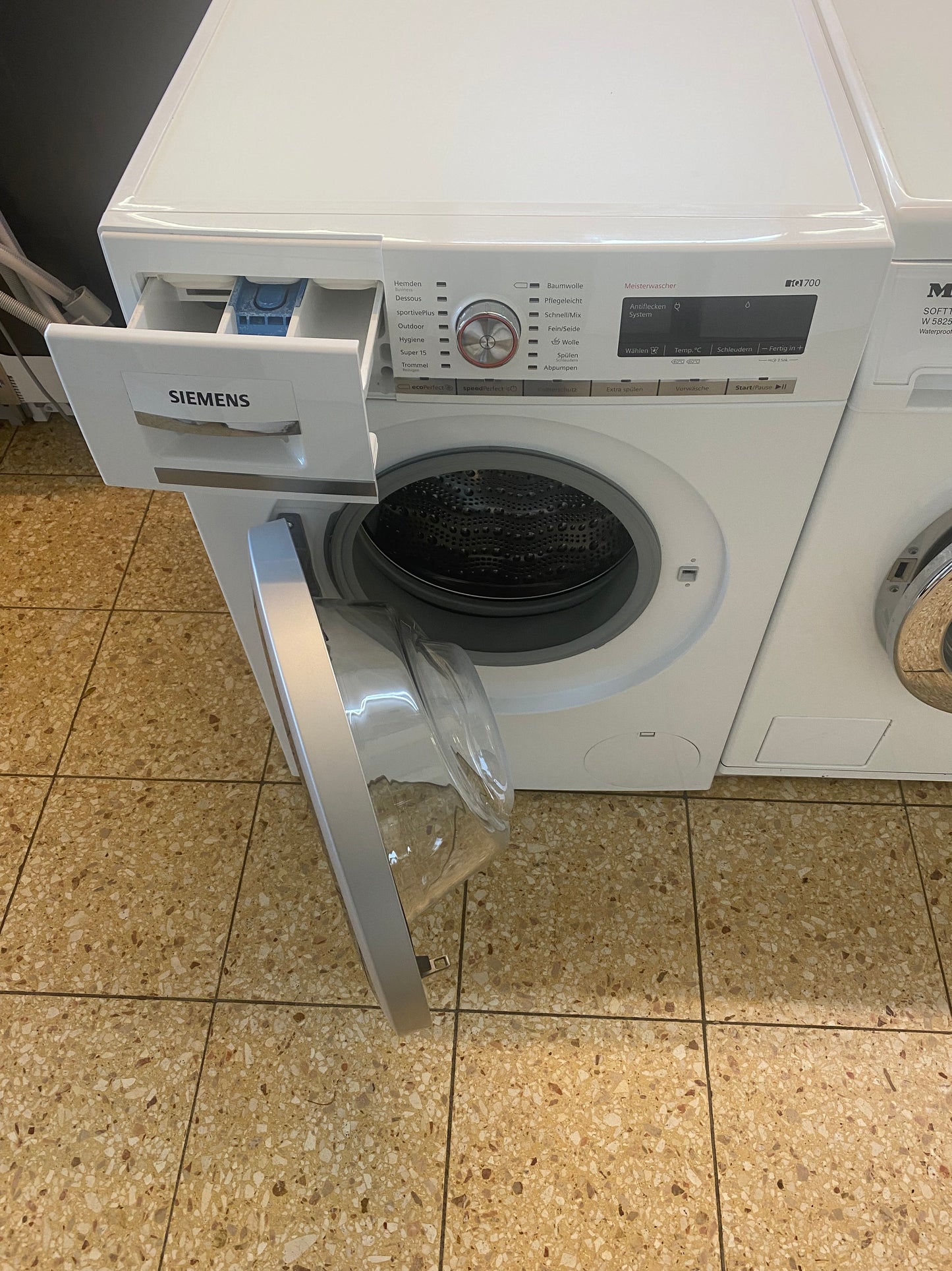 Siemens Waschmaschine IQ700 A+++ / 9kg