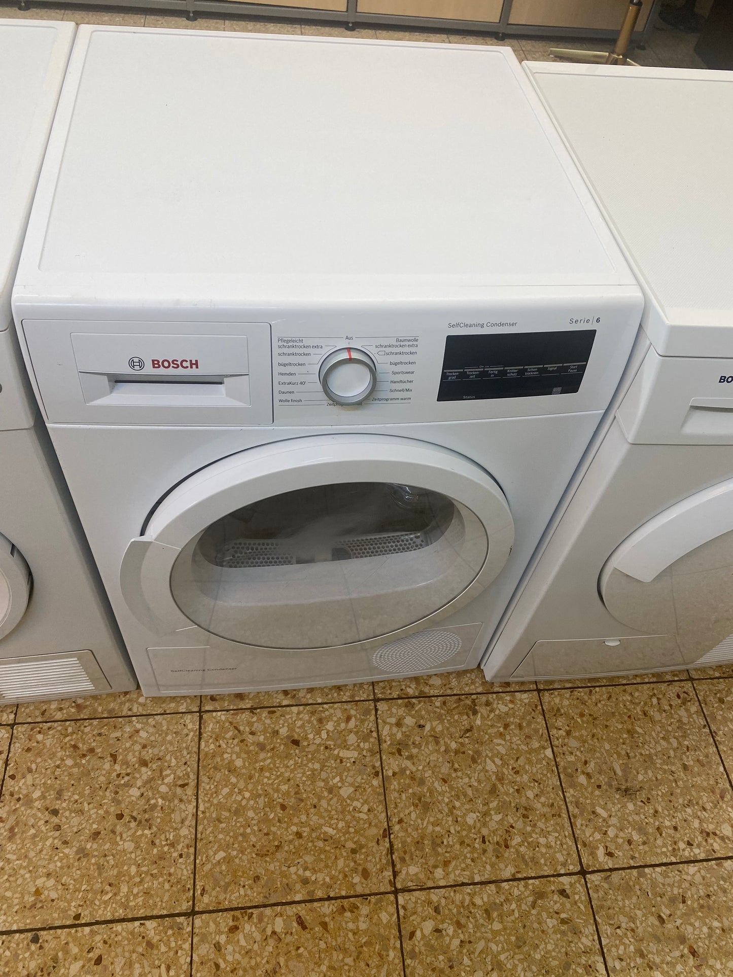 Bosch Wärmepumpentrockner Serie 6 A++/8kg