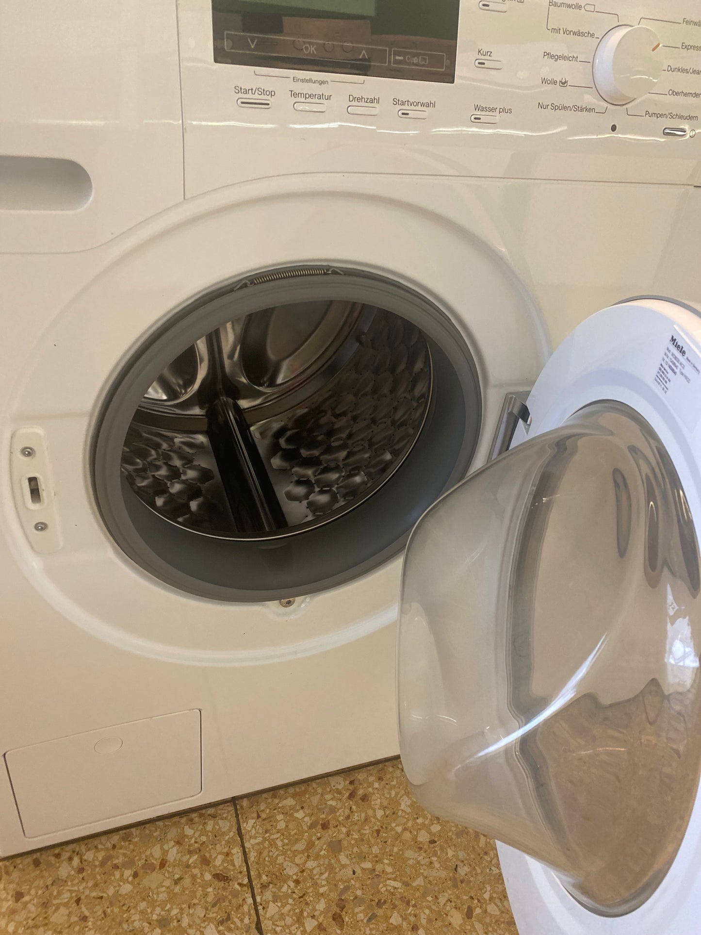 Miele W1 Waschmaschine A+++ / 7kg