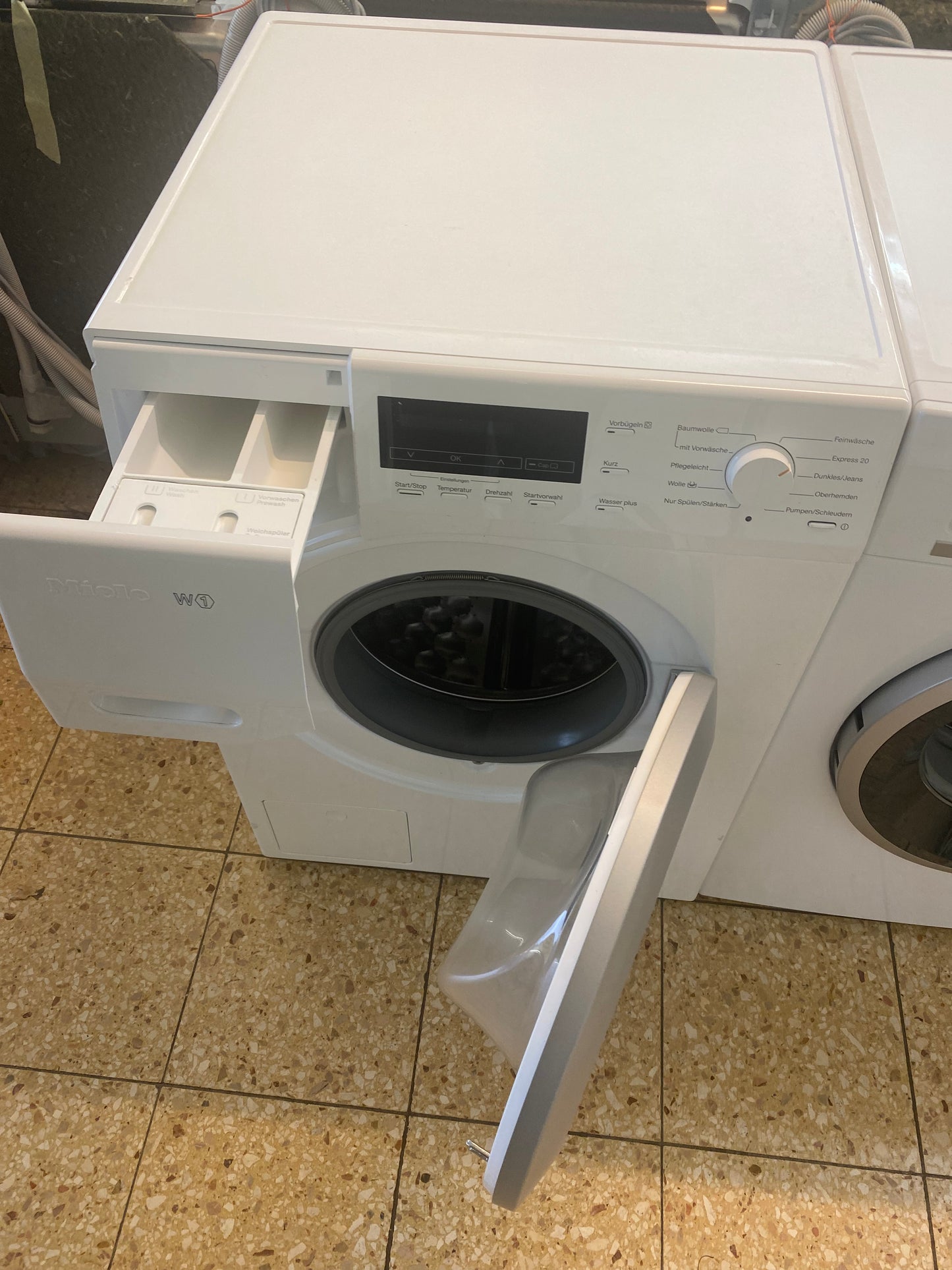 Miele W1 Waschmaschine A+++ / 7kg