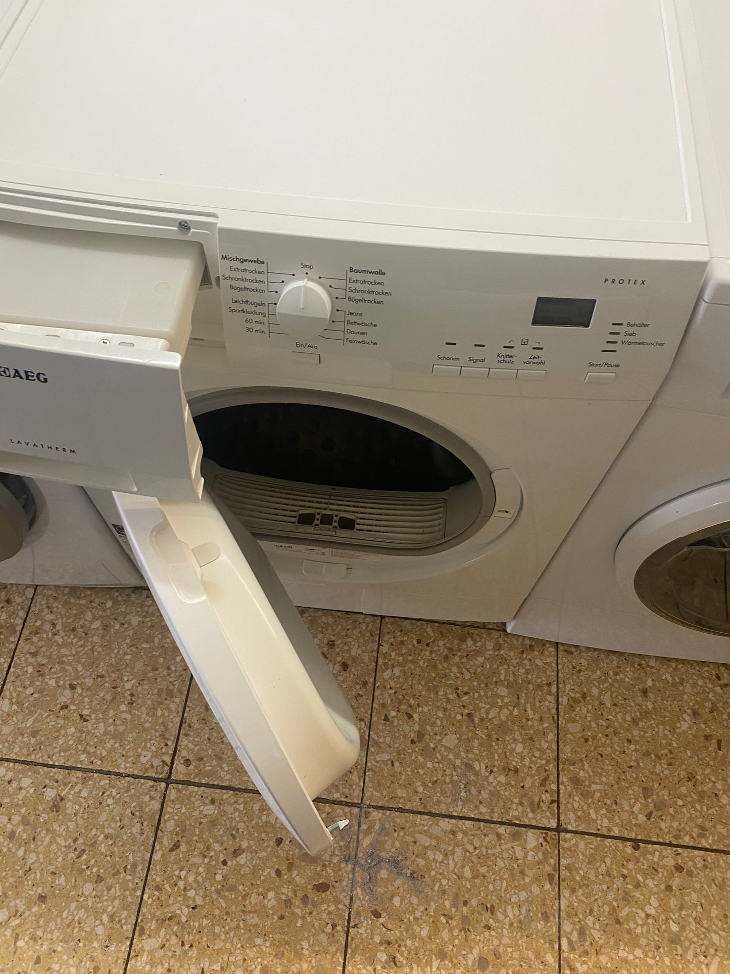 AEG Kondenstrockner 7kg