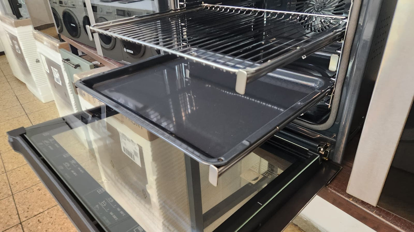 AEG E-Herd mit Induktionskochfeld + Pyrolyse