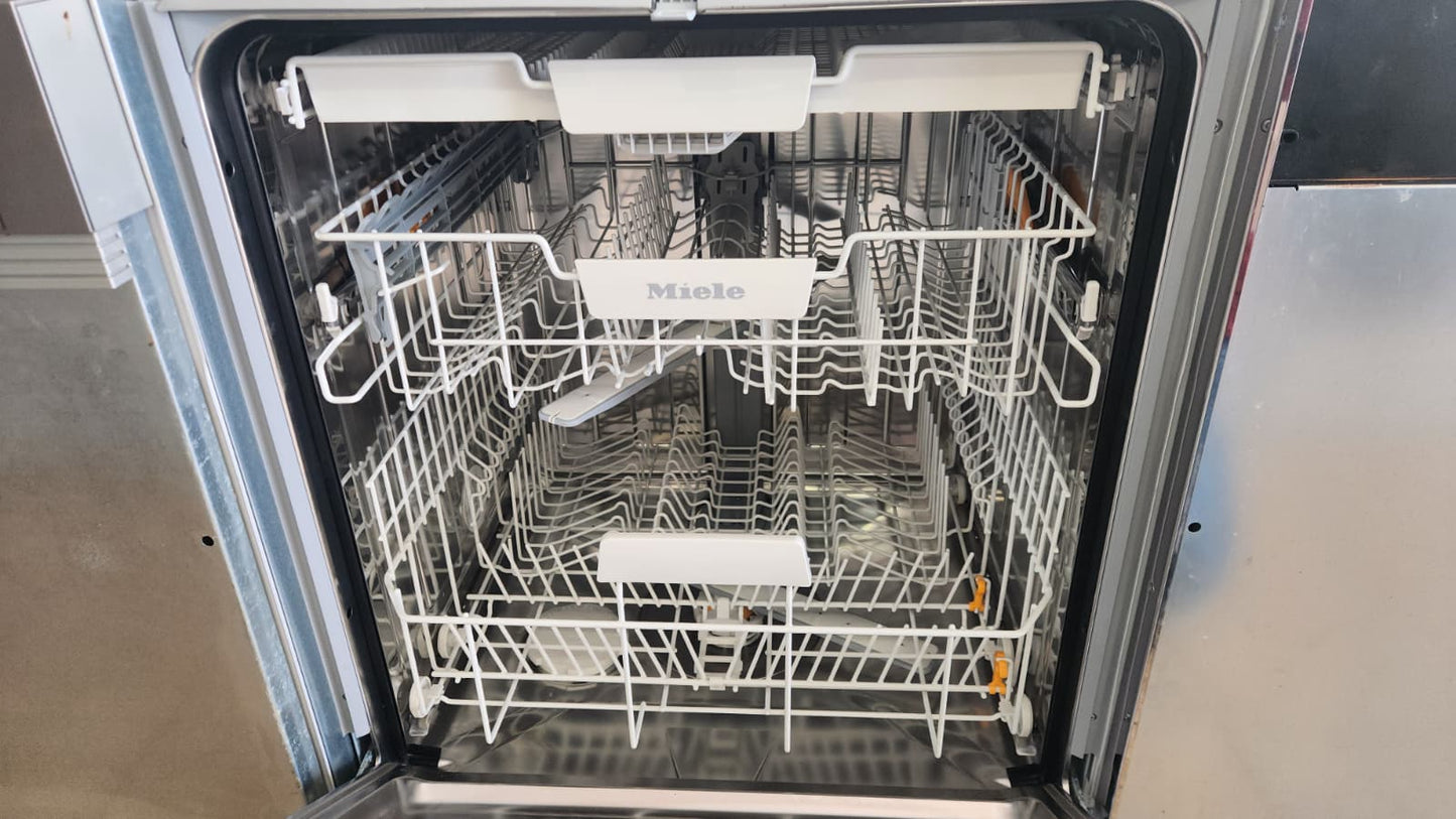 Miele G 5110 SCU Geschirrspülmaschine C / 60cm