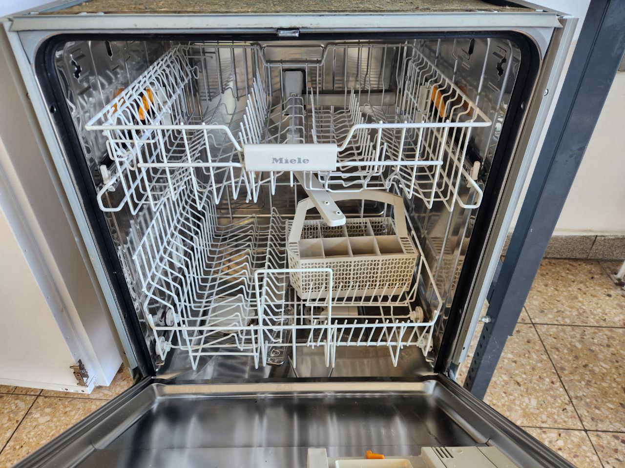 Miele vollintegrierte Geschirrspülmaschine A/60cm