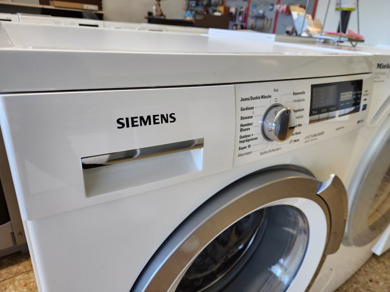 Siemens Waschmaschine IQ700 A+++ / 8kg