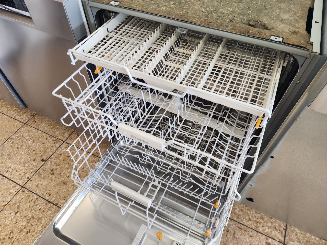 Miele Geschirrspülmaschine A/60cm