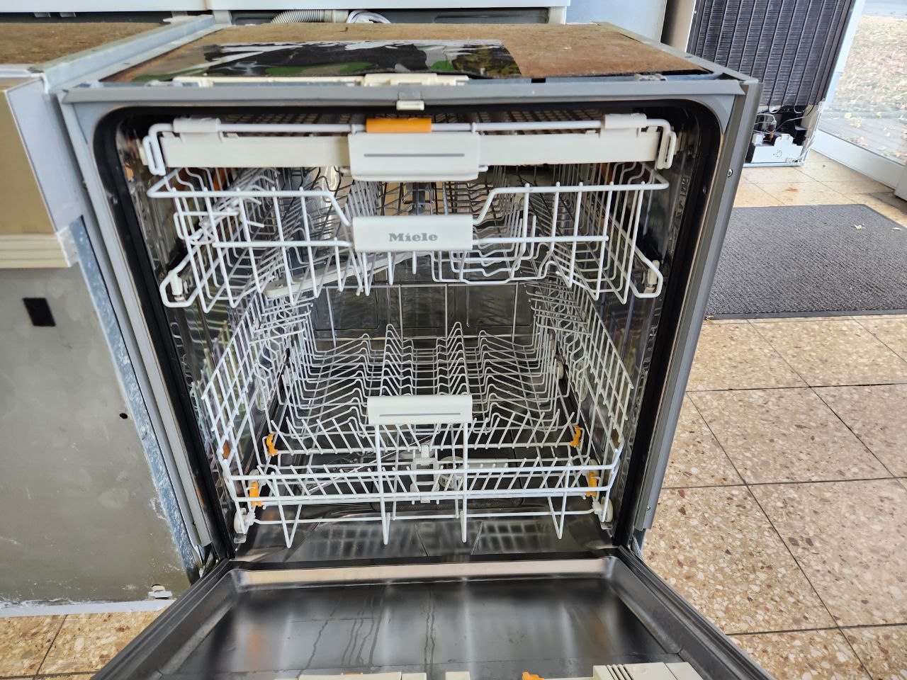Miele Geschirrspülmaschine A+++ / 60cm.