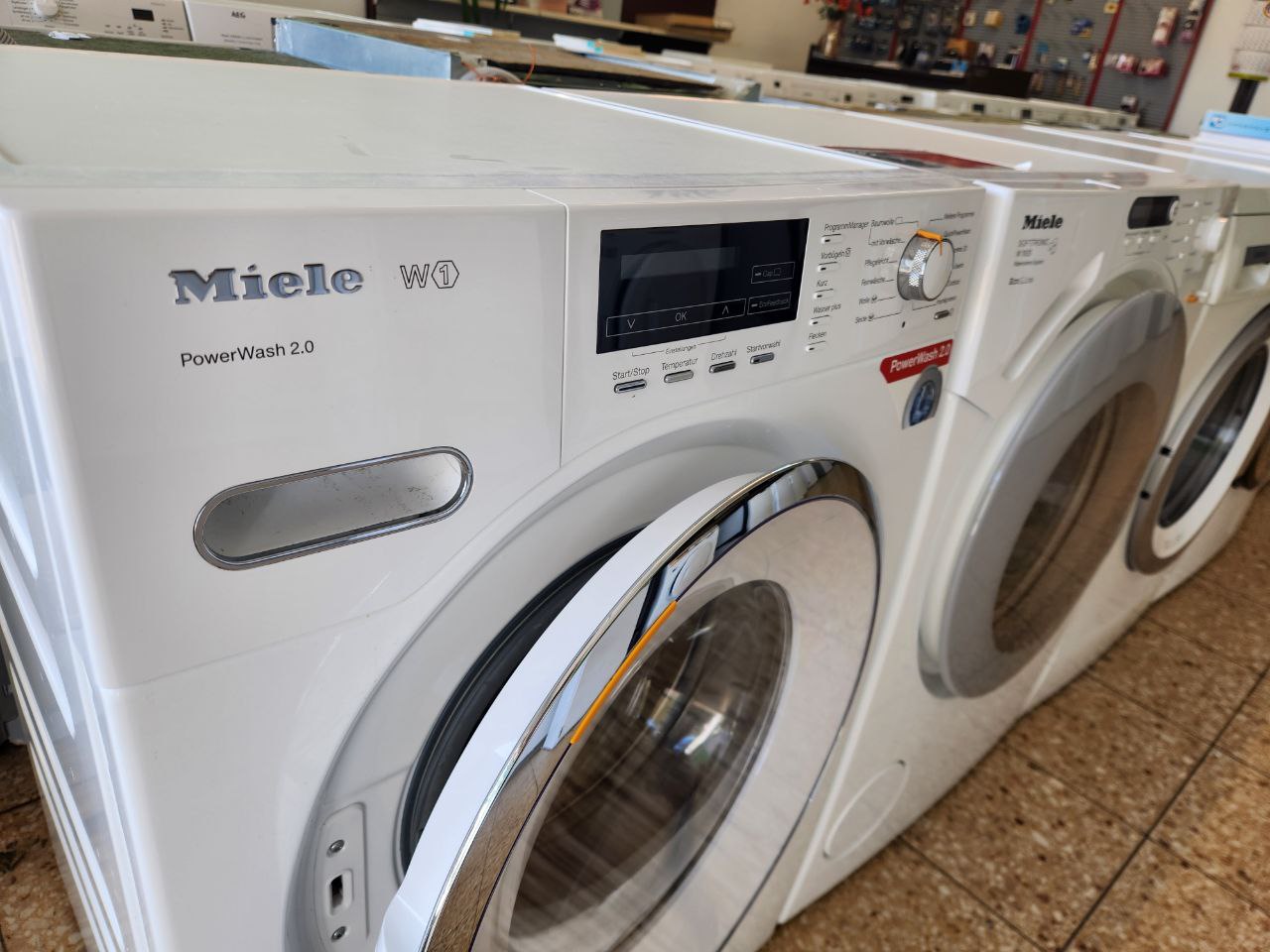 Miele W1 Waschmaschine PowerWash 2.0 A+++ / 8kg