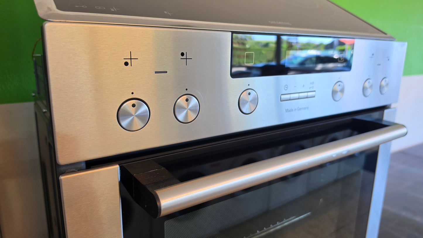 Siemens E-Herd mit Ceranfeld