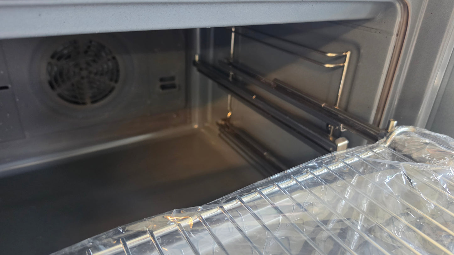 Bosch E-Herd mit Ceranfeld