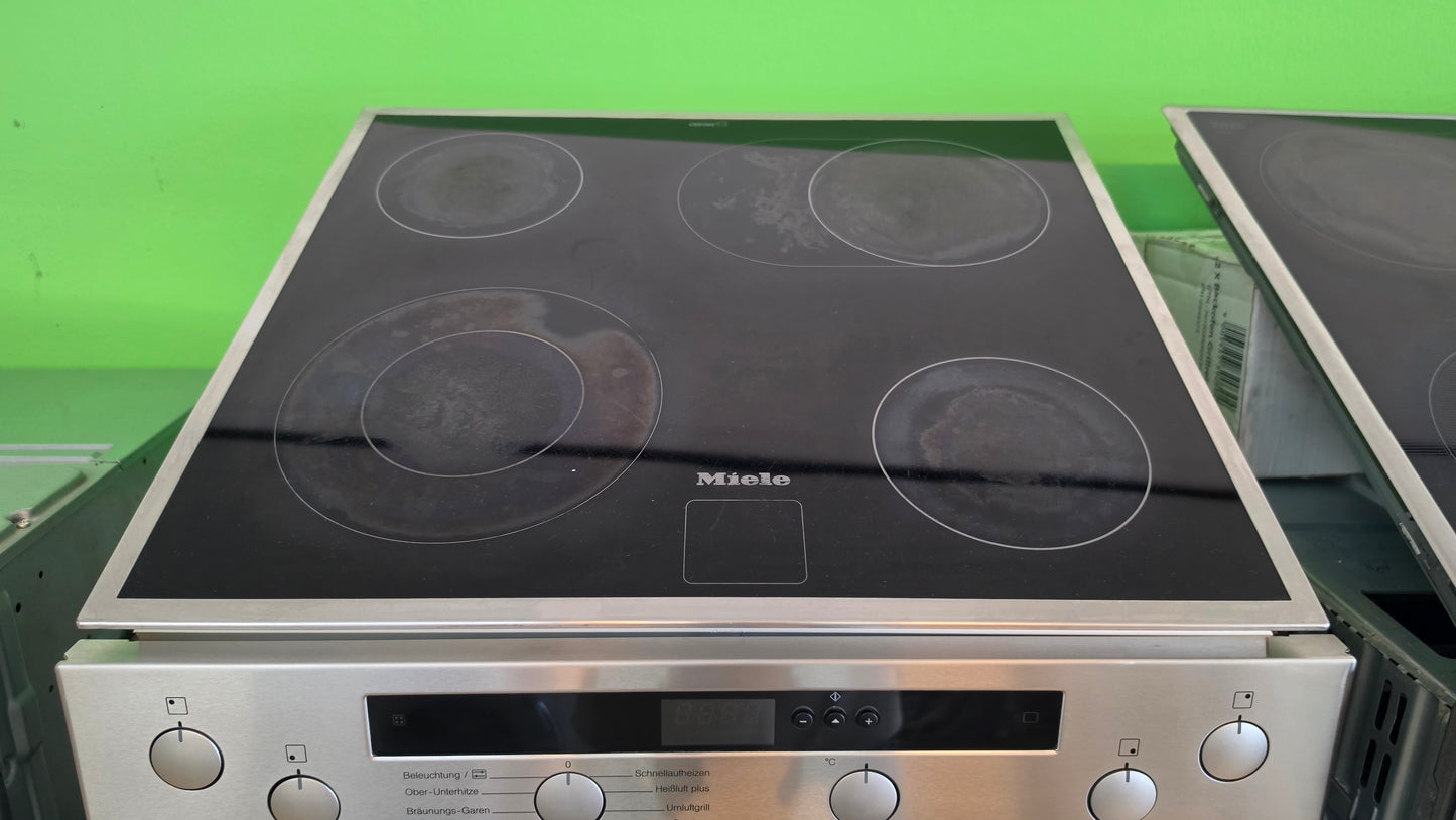Miele E-Herd mit Cerankochfeld + Pyrolyse