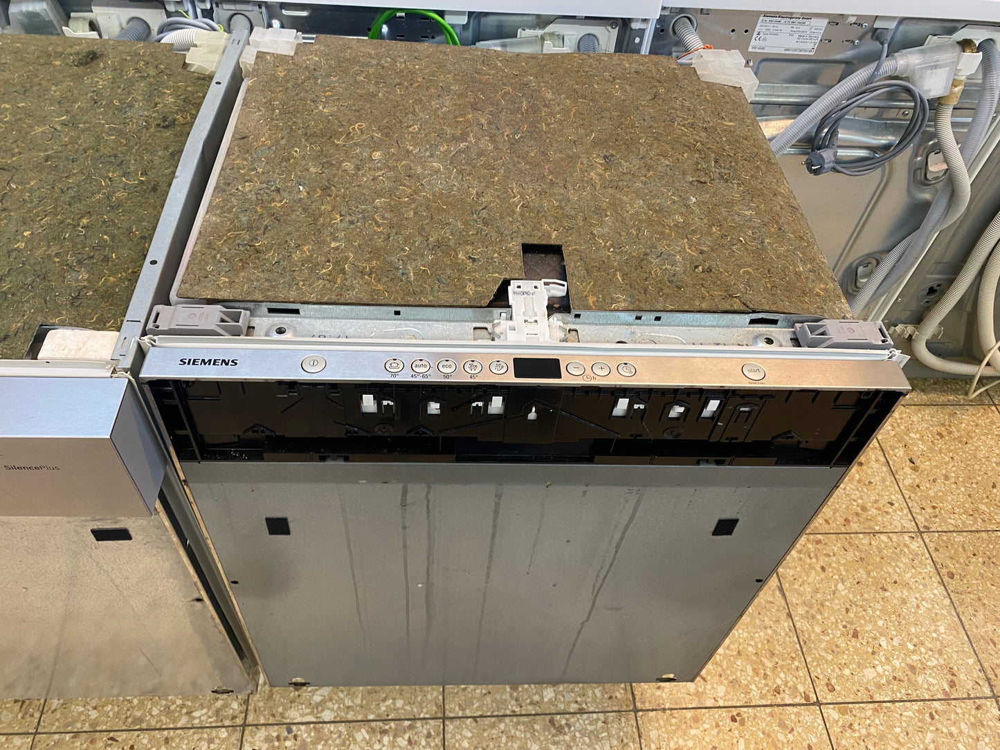 Siemens  vollintegrierbare Geschirrspülmaschine A++ 60cm