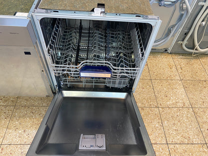 Siemens  vollintegrierbare Geschirrspülmaschine A++ 60cm