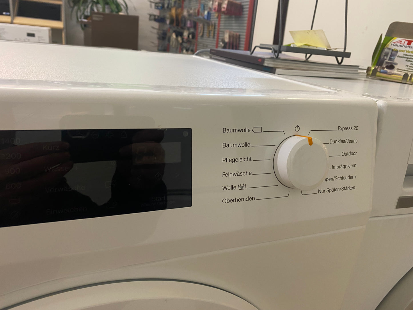 Miele W1 Waschmaschine A+++/ 7kg Black & White