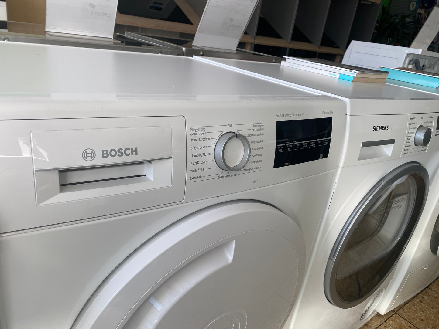 Bosch Wärmepumpentrockner Serie6 A+++/8kg