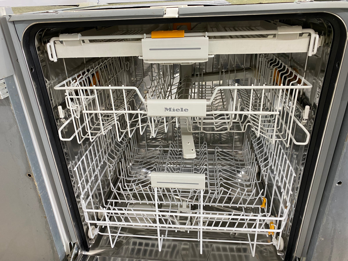 Miele G6300SCU Geschirrspülmaschine A+++/ 60cm