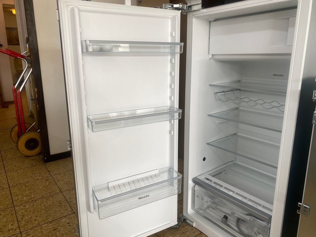 Miele K 7318 D Einbaukühlschrank