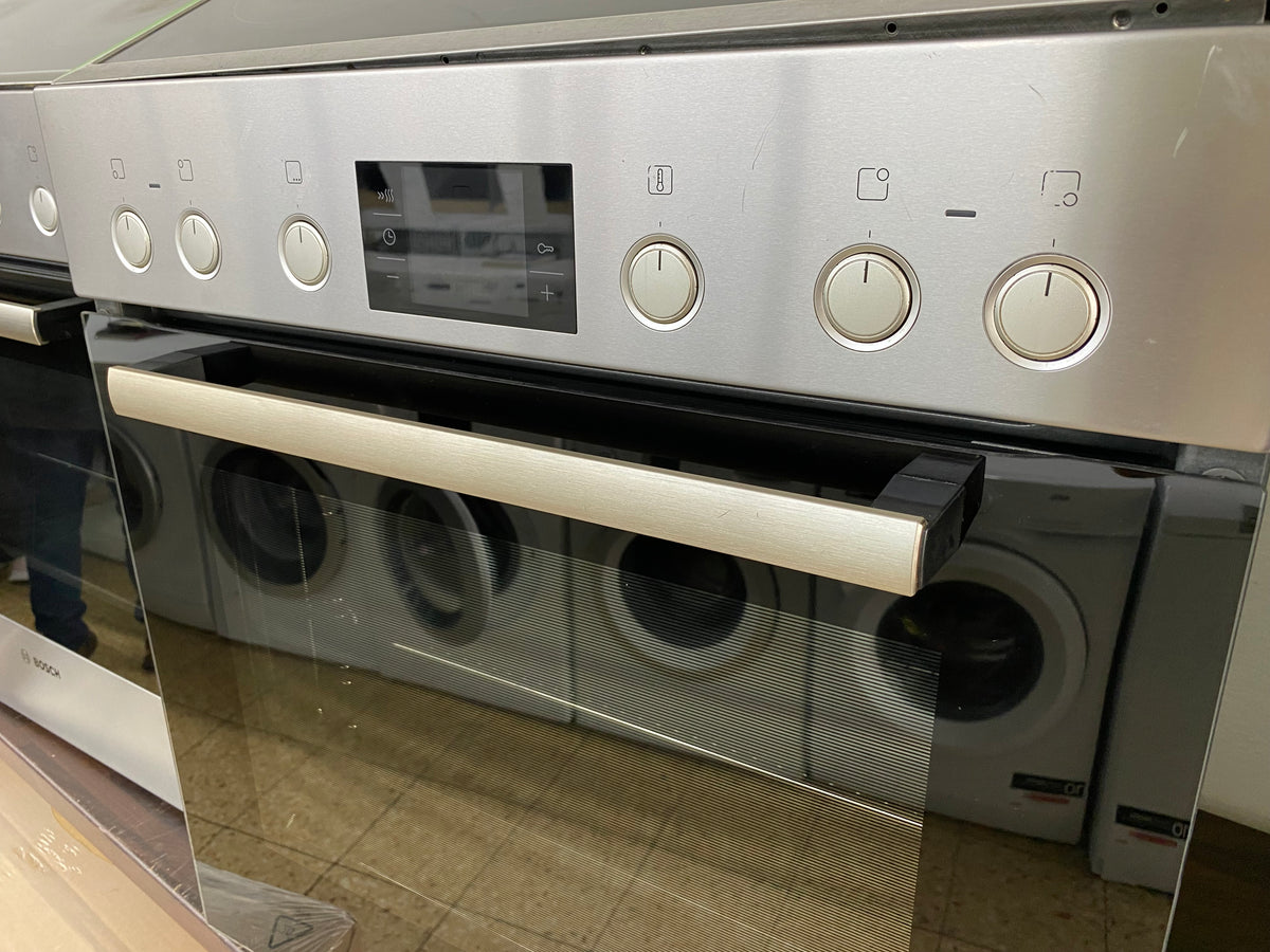 Bosch E-Herd mit Ceranfeld + Pyrolyse