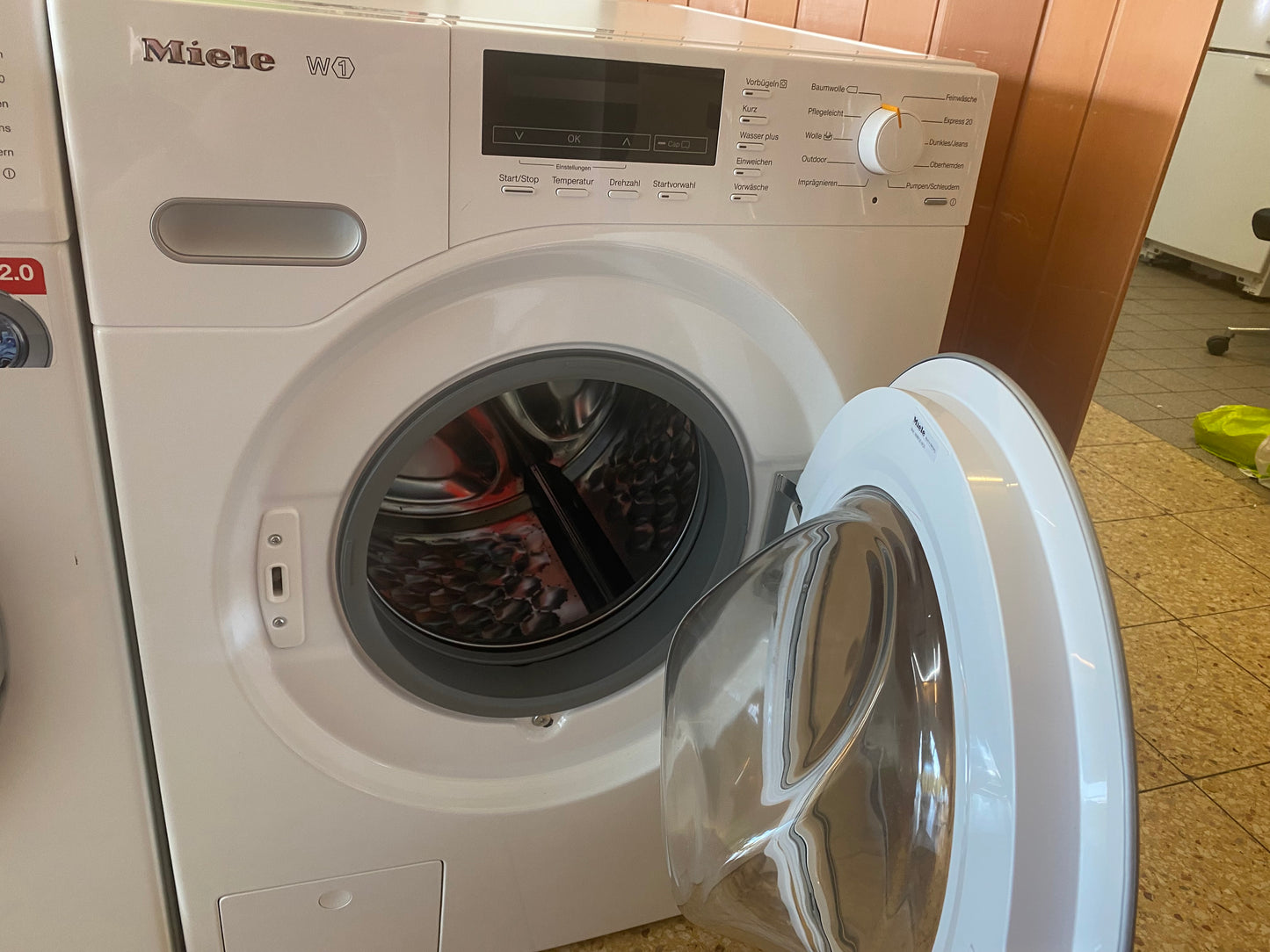 Miele W1 WMB120WCS Waschmaschine A+++ / 8kg 1600U/min