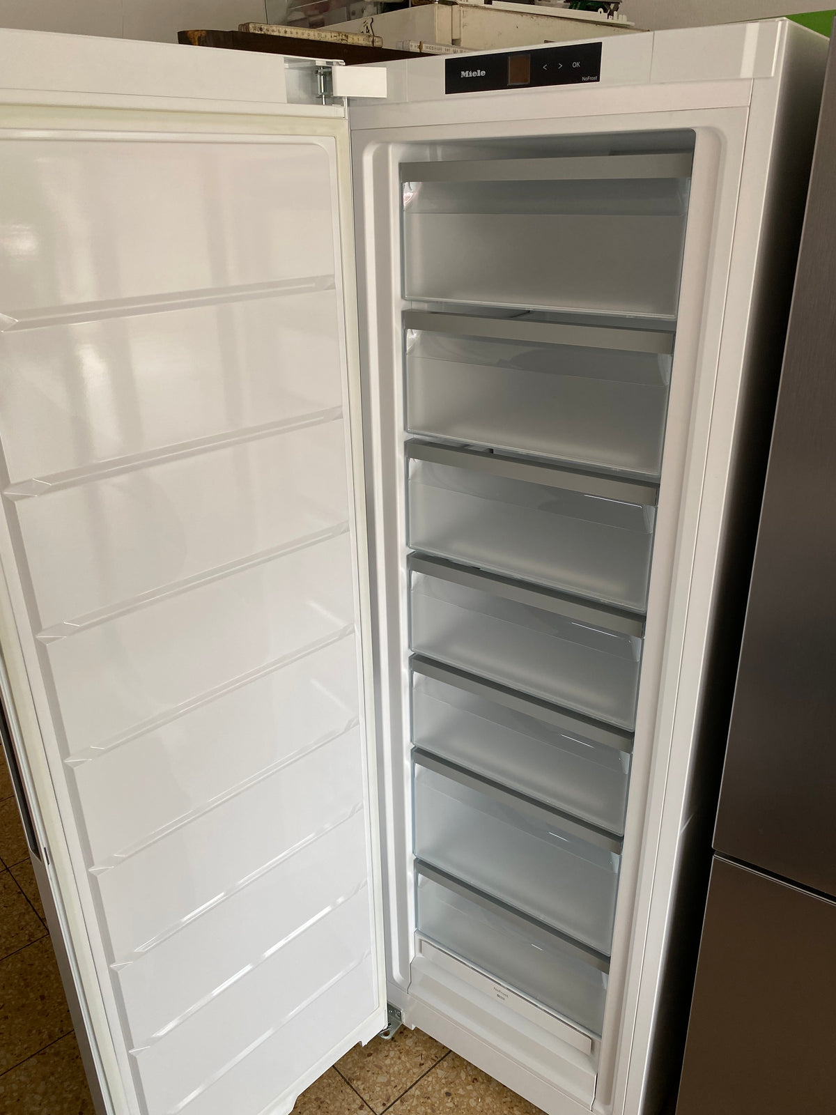 Miele Gefrierschrank D / NoFrost