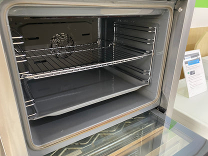 Neff self-contained oven. Slide &amp; Hide®
