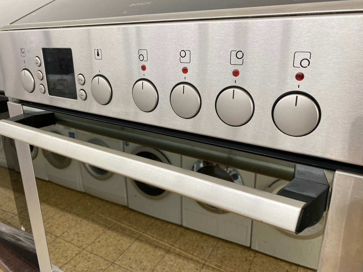 Bosch E-Herd mit Ceranfeld