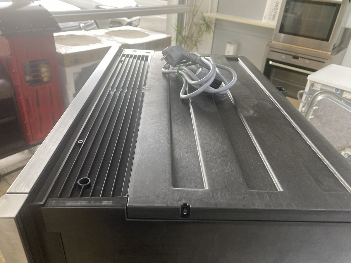 Neff CKS1561N Einbau-Kaffeevollautomat platin generalüberholt