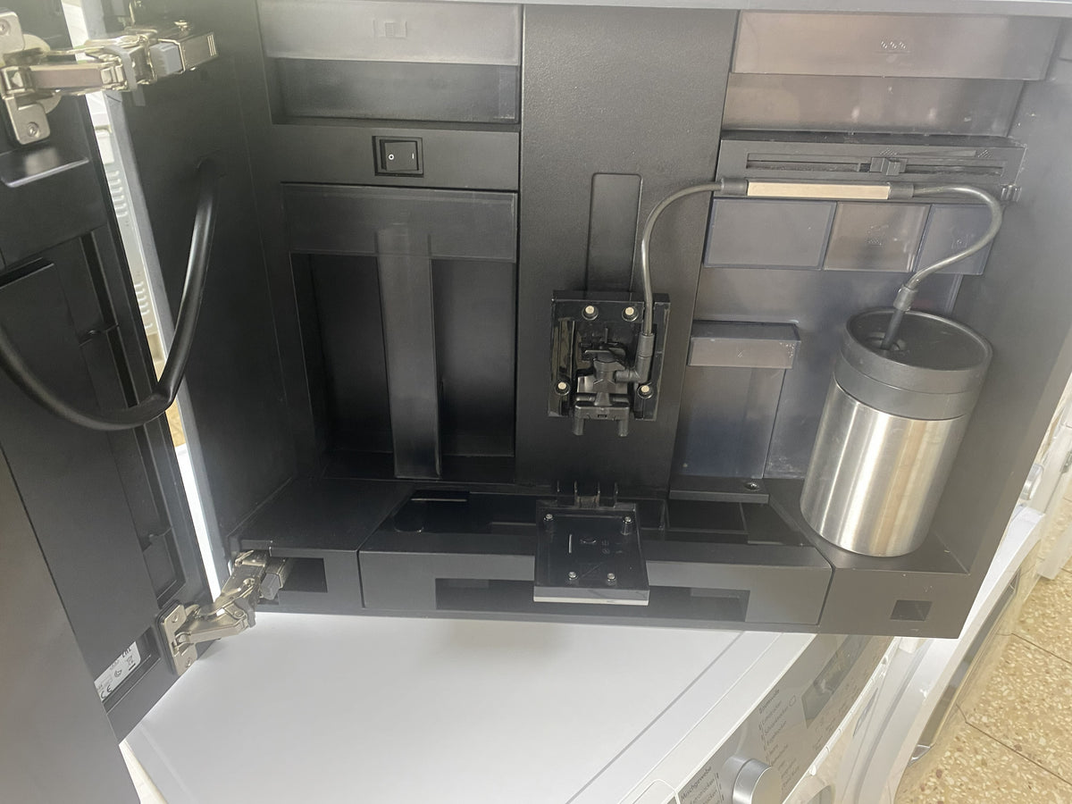Neff CKS1561N Einbau-Kaffeevollautomat platin generalüberholt