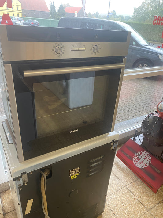 Siemens autarker Backofen+ Pyrolyse