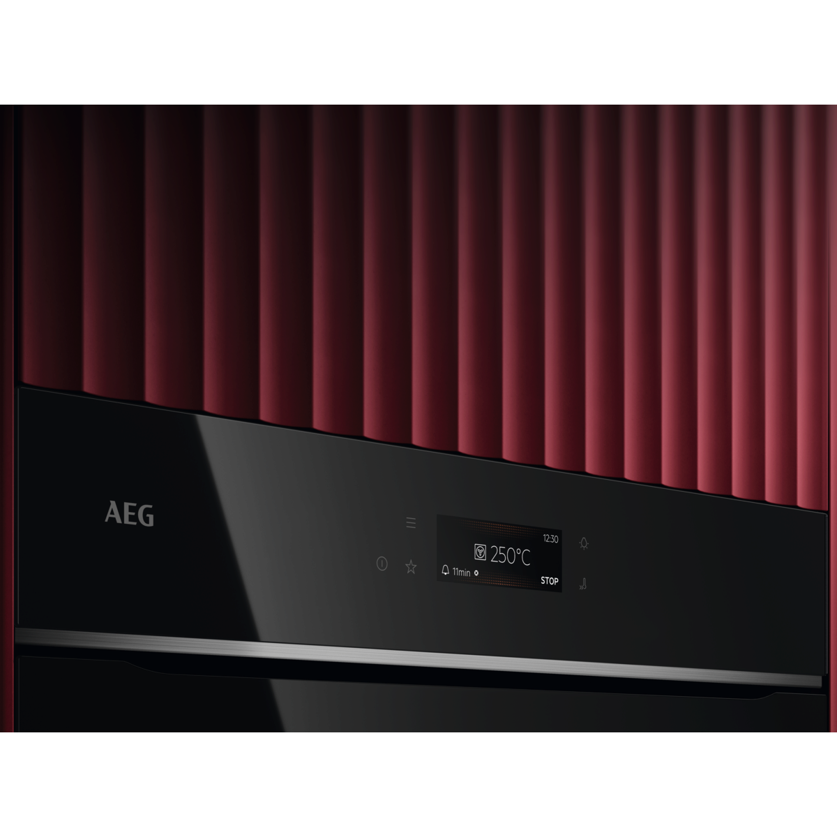 AEG TE7AB63FSB Einbaubackofen – 72 Liter, EXCite Touch-Display, MealAssist &amp; SoftClosing