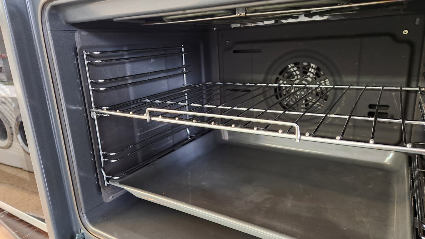 Bosch E-Herd mit Ceranfeld