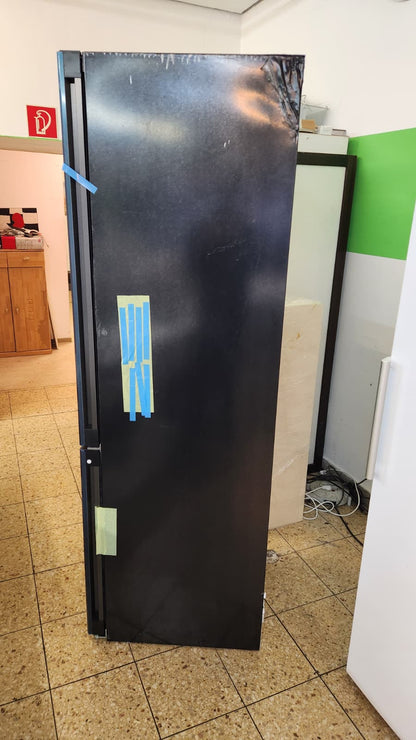 Liebherr CBNbda 572i‑22 Kühl‑/Gefrierkombination !!!Transportschaden!!!