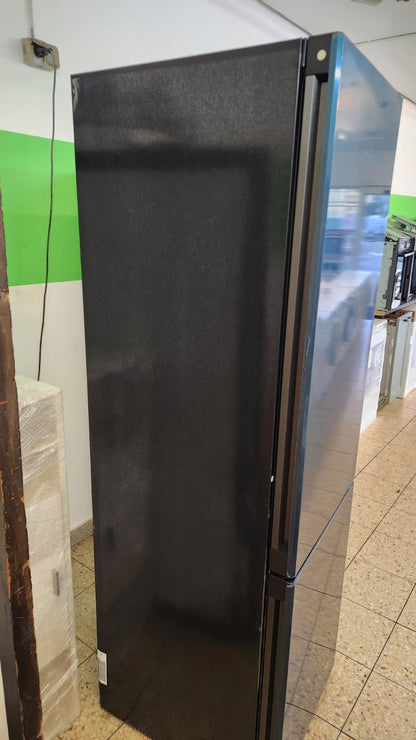 Liebherr CBNbda 572i‑22 Kühl‑/Gefrierkombination !!!Transportschaden!!!