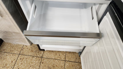 Liebherr CBNbda 572i‑22 Kühl‑/Gefrierkombination !!!Transportschaden!!!