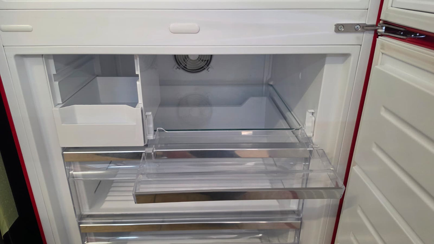 Smeg FAB38RRD6 Kühl-Gefrierkombination / EEF.: D