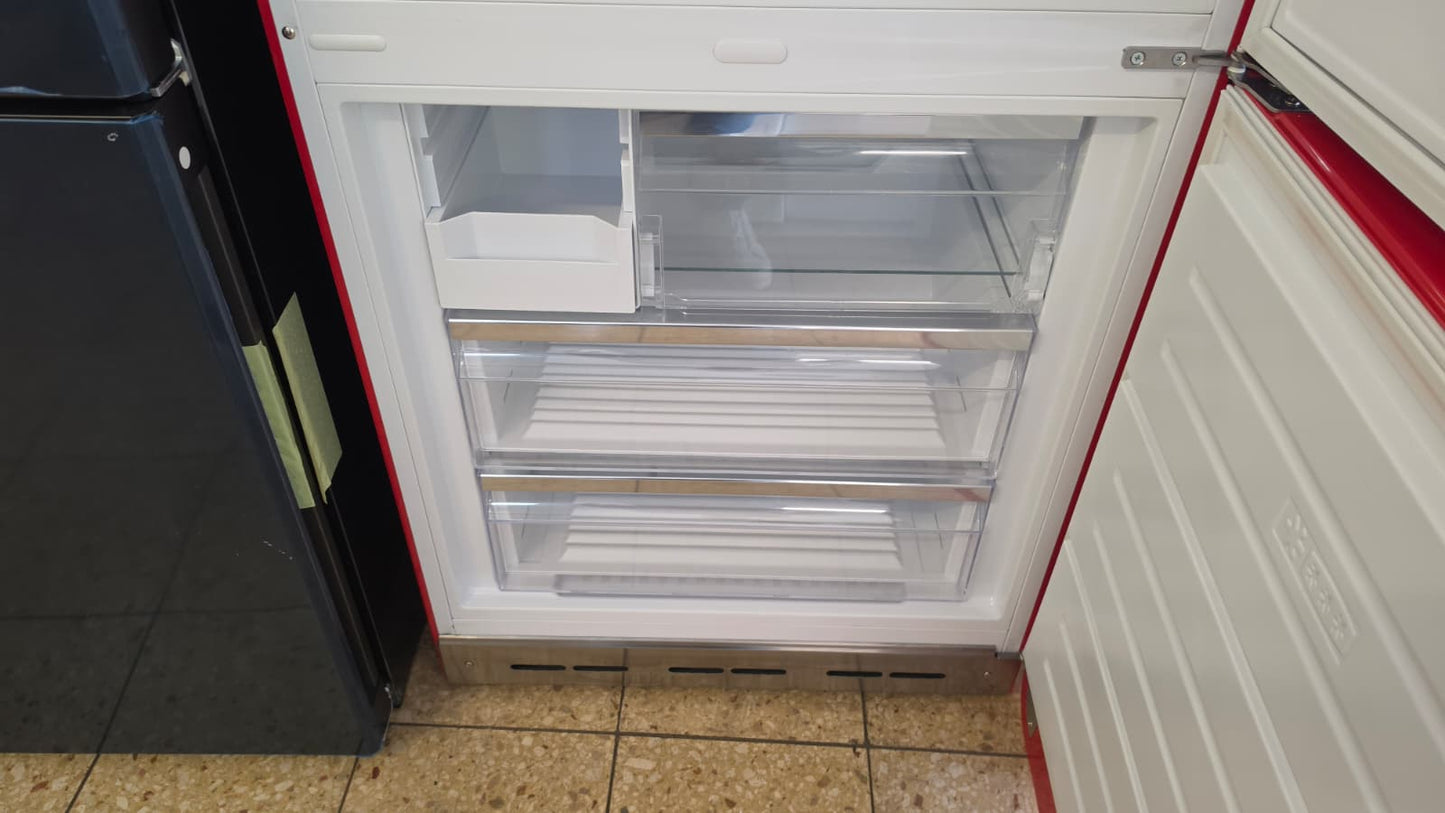 Smeg FAB38RRD6 Kühl-Gefrierkombination / EEF.: D