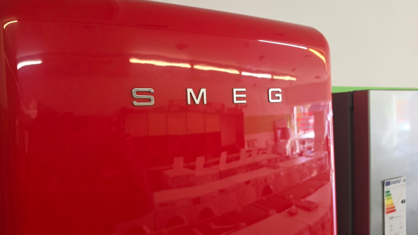 Smeg FAB38RRD6 Kühl-Gefrierkombination / EEF.: D