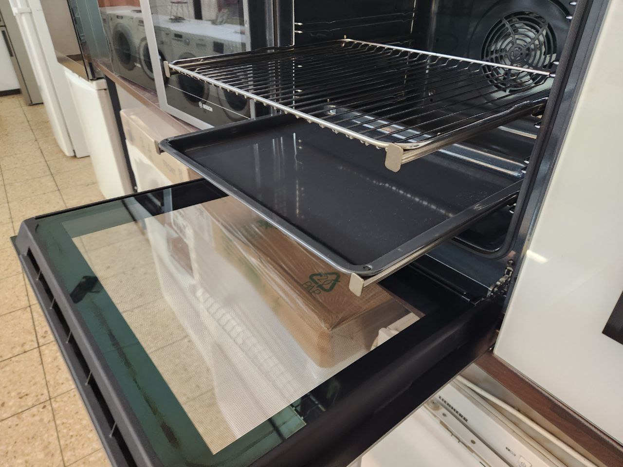 AEG E-Herd mit Ceranfeld