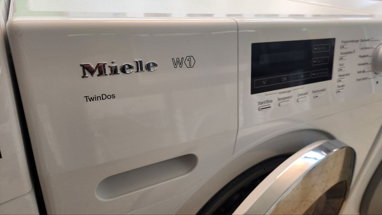 Miele W1 Waschmaschine PowerWash & TwinDos A+++ / 8kg