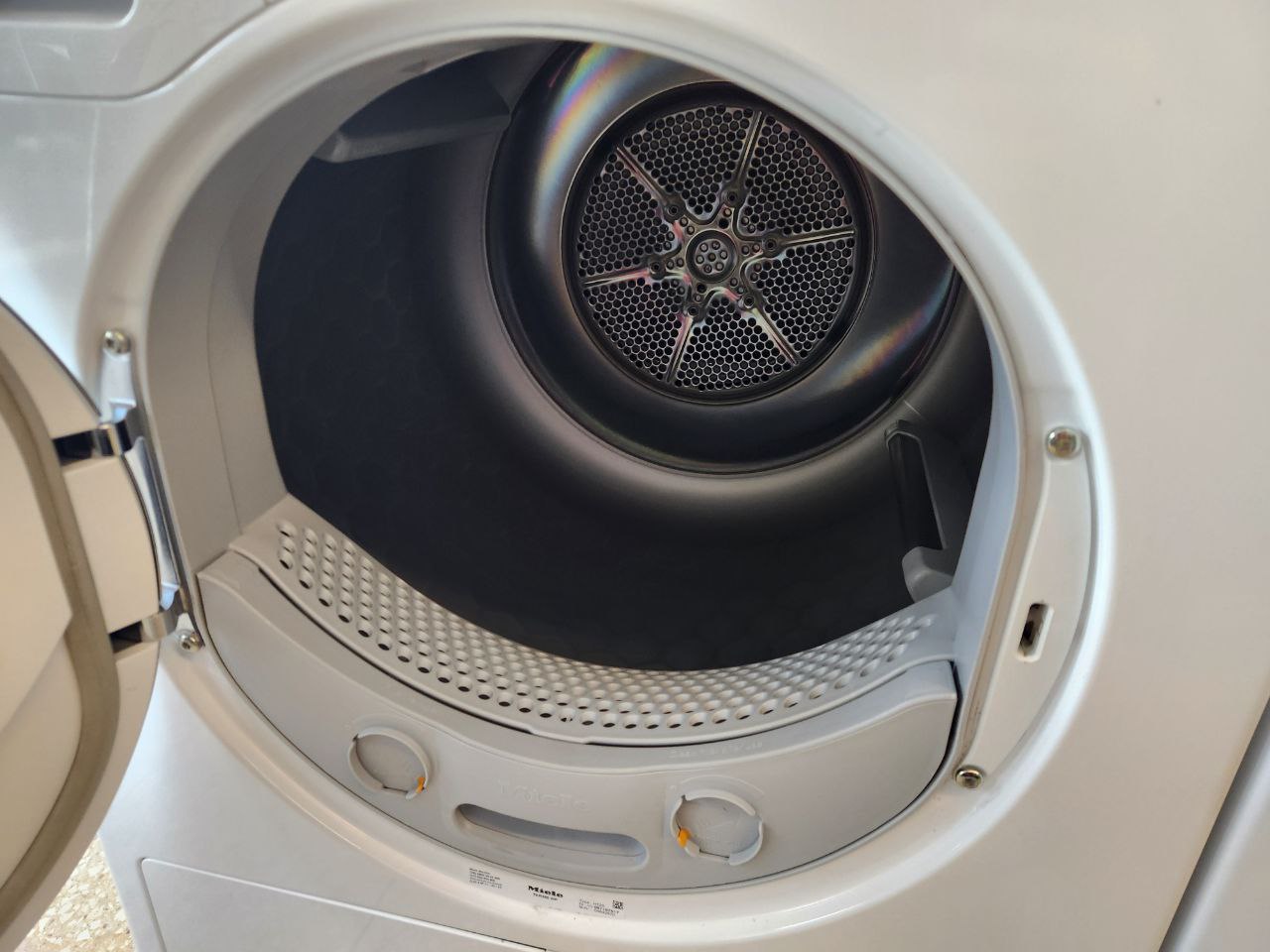 Miele Wärmepumpentrockner T1 A++/8kg